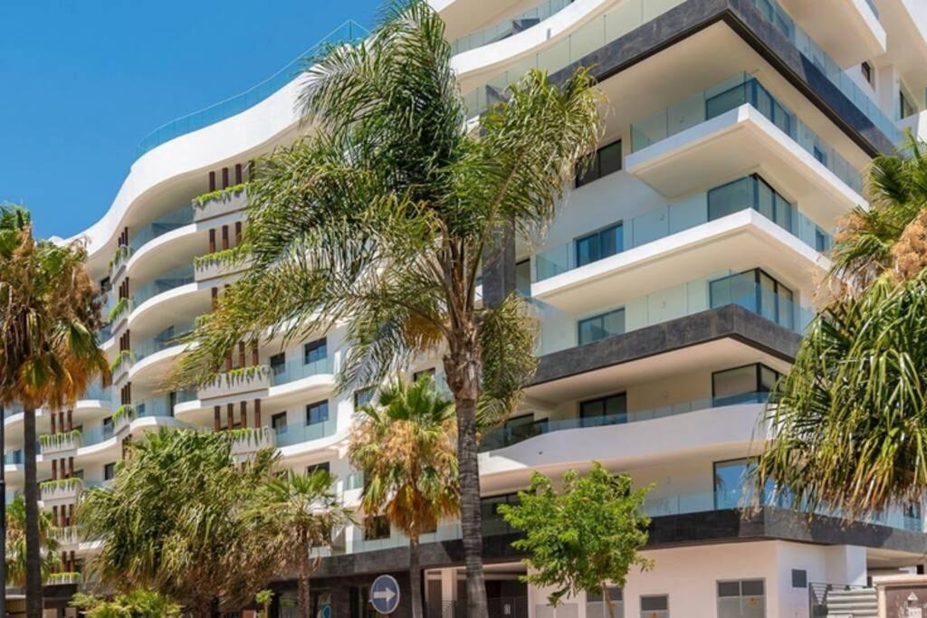 Keywise Family Luxury Infinity Beach & Golf Estepona Exteriör bild