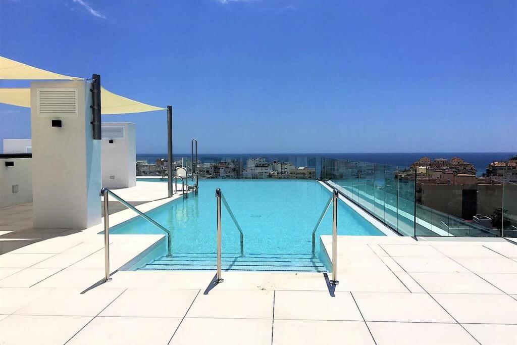 Keywise Family Luxury Infinity Beach & Golf Estepona Exteriör bild